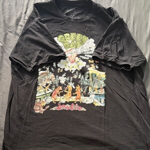 Green Day Graphic T-Shirt